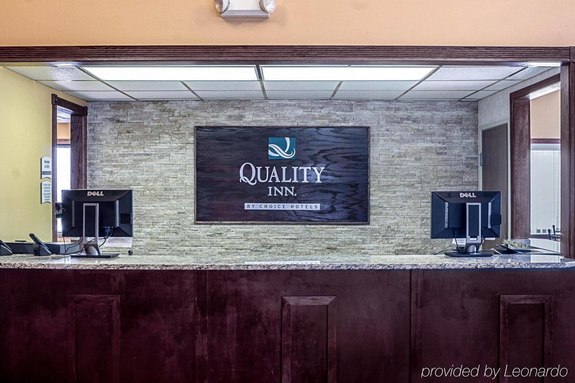 Quality Inn Абърдийн Екстериор снимка